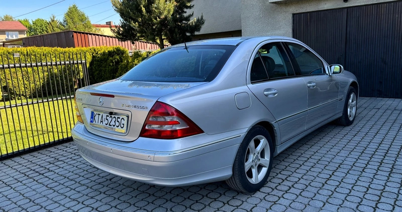 Mercedes-Benz Klasa C cena 22000 przebieg: 278000, rok produkcji 2005 z Tarnów małe 277